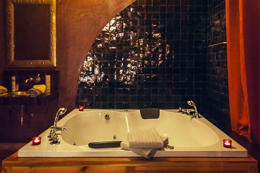 Hotel Riad เลียจ ภายนอก รูปภาพ